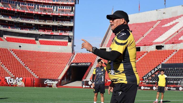 Paco Ramírez ya tiene a su plantilla registrada.