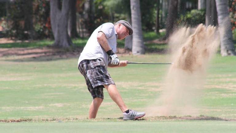 Golfistas de diversos lugares se dieron cita en el evento.