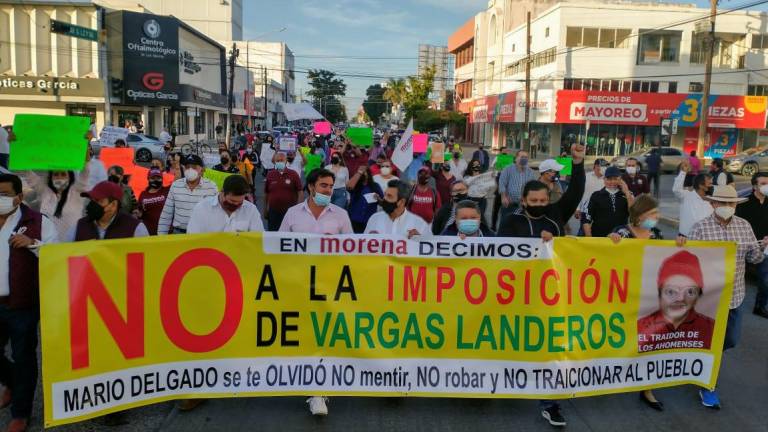 Protestan morenistas en Ahome por imposición de Gerardo Vargas Landeros