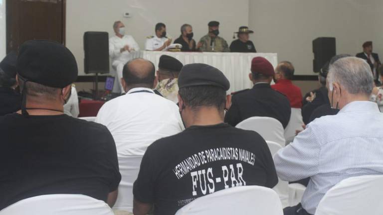 Realizan la 11 Convención Internacional de Paracaidistas Militares, Marinos y Deportivos en Mazatlán