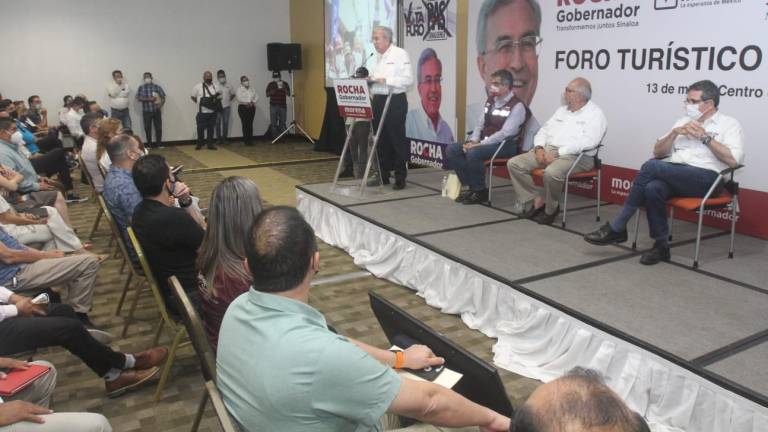 ‘Turisteros’ le piden a Rocha Moya ordenar Mazatlán y continuar potencializándolo