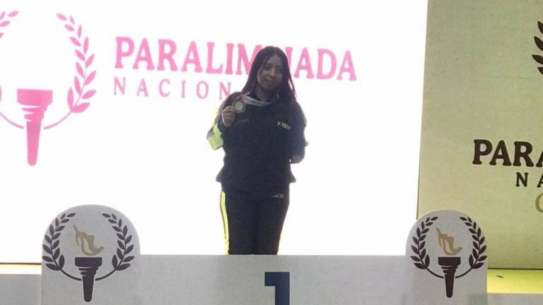 Dos oros y una plata, las medallas que ganó Jennifer Rosas, escuinapense estudiante de UTEsc
