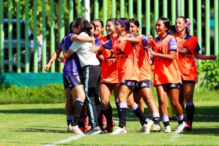 Armería Femenil Sub 19 remonta y vence 2-1 a Rayadas en Mazatlán