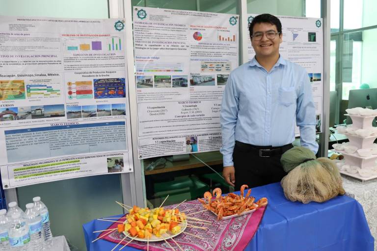 Con la presencia del presidente municipal de Escuinapa, estudiantes de turismo de UTEsc realizan muestra de proyectos de impacto en comunidades de la región