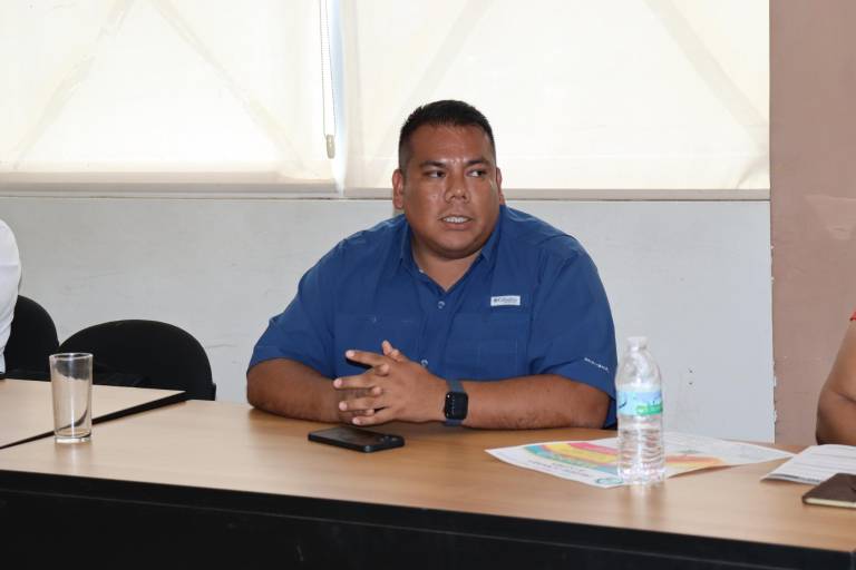 Presenta UTEsc programa del III Congreso Nacional del Mango a autoridades y representantes del sector