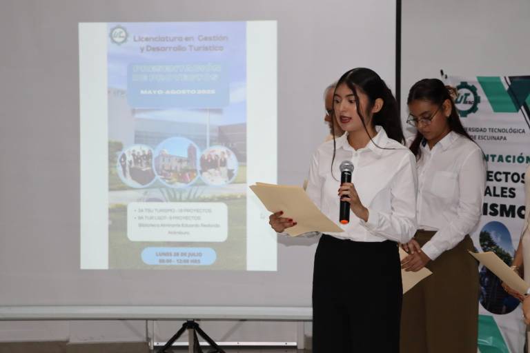 Con la presencia del presidente municipal de Escuinapa, estudiantes de turismo de UTEsc realizan muestra de proyectos de impacto en comunidades de la región