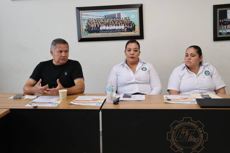 Presenta UTEsc programa del III Congreso Nacional del Mango a autoridades y representantes del sector