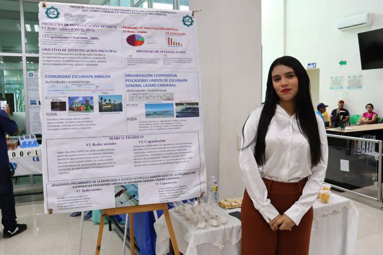 Con la presencia del presidente municipal de Escuinapa, estudiantes de turismo de UTEsc realizan muestra de proyectos de impacto en comunidades de la región