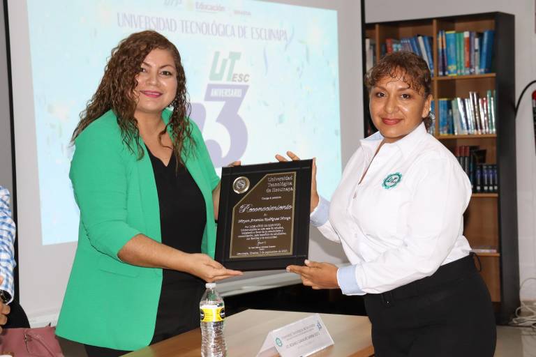 UTEsc celebra su aniversario número trece