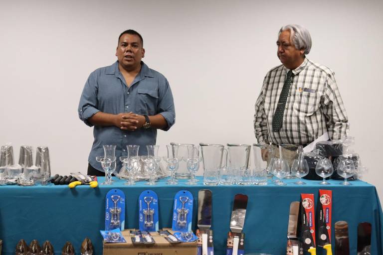 Invierte UTEsc más de 50 mil pesos en instrumentos para el taller de gastronomía