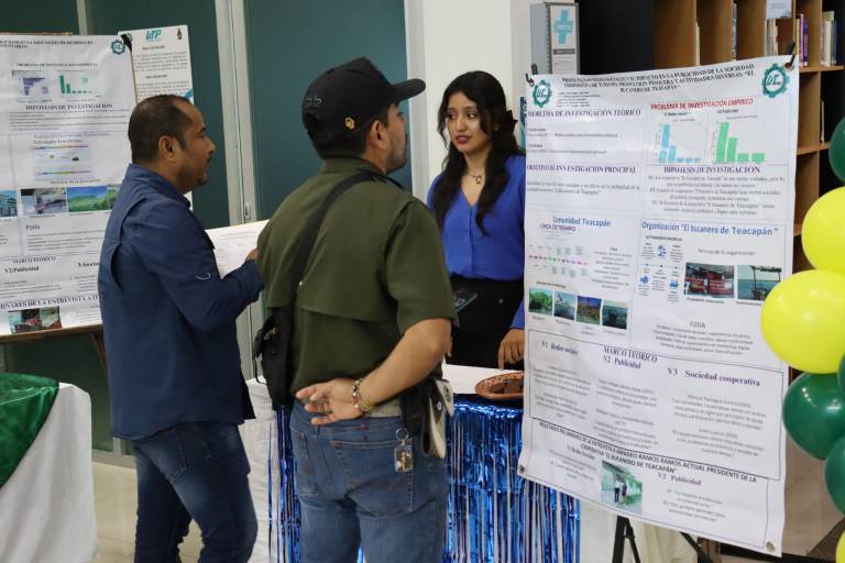 Con la presencia del presidente municipal de Escuinapa, estudiantes de turismo de UTEsc realizan muestra de proyectos de impacto en comunidades de la región