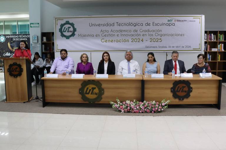 Reciben título de grado, egresados de la Maestría en Gestión e Innovación en las organizaciones de la UTEsc