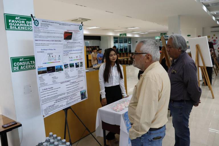 Con la presencia del presidente municipal de Escuinapa, estudiantes de turismo de UTEsc realizan muestra de proyectos de impacto en comunidades de la región