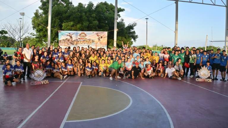 En la justa participan jugadores desde los 11 hasta los 49 años de edad.