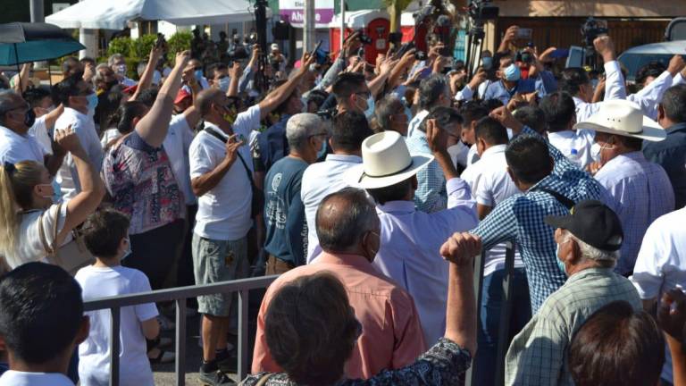 Entre protestas inicia cómputo final de votos en Ahome