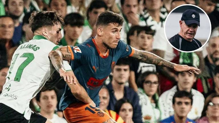 Javier Aguirre debuta al frente del Valencia.