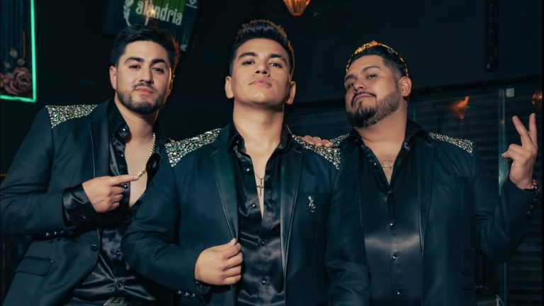 Banda La Adictiva estará amenizando el Lunes de Carnaval en Mazatlán el 3 de marzo.