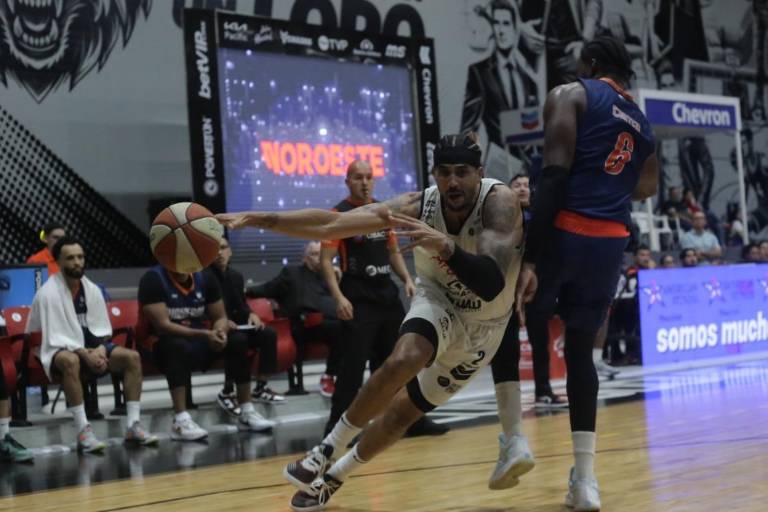 Se impone Venados Basketball con autoridad sobre Pioneros de Los Mochis en el arranque de la última serie en casa