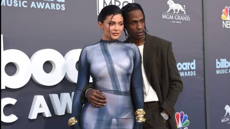 Se defiende el cantante Travis Scott ante rumores de infidelidad a Kylie Jenner