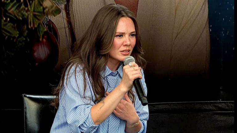 Joy confirma que continuará con el proyecto pese a la salida de su hermano Jesse.