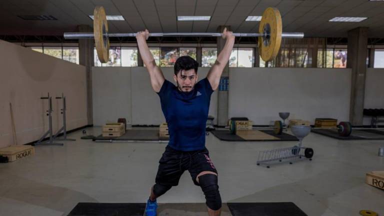 Jorge Cárdenas, abanderado de México en San Salvador 2023.