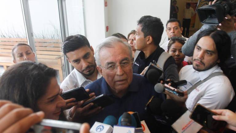 El Gobernador Rubén Rocha Moya reconoció que no hay condiciones de seguridad para que las familias desplazadas de Sinaloa de Leyva regresen a sus comunidades.