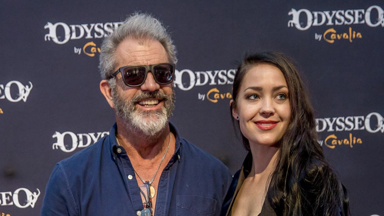 Mel Gibson y Rosalind Ross.