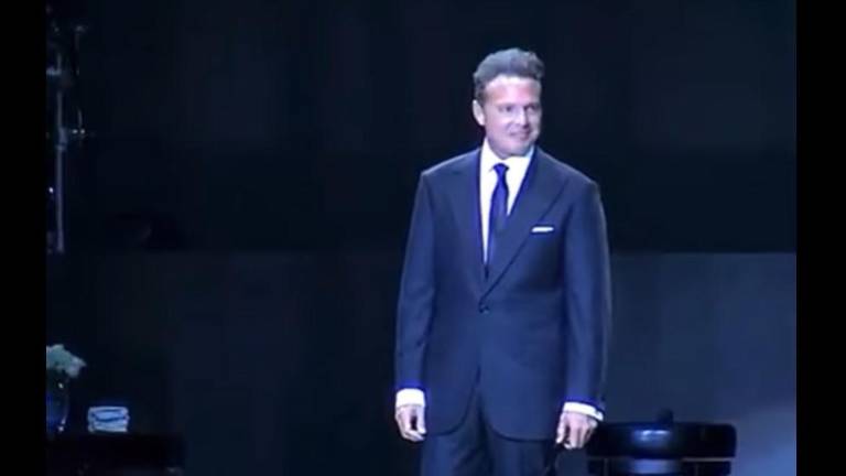 Después de meses de anticipación y un emocionante regreso a los escenarios, Luis Miguel ha vuelto a sorprender a sus seguidores al anunciar una extensión de su aclamada gira.