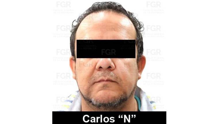 El hombre fue vinculado por el delito de operaciones con recursos de procedencia ilícita, luego de que fuera detenido con más de 700 mil dólares en efectivo en Culiacán.