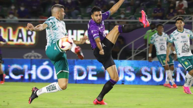Mazatlán FC viene de atrás para vencer al León