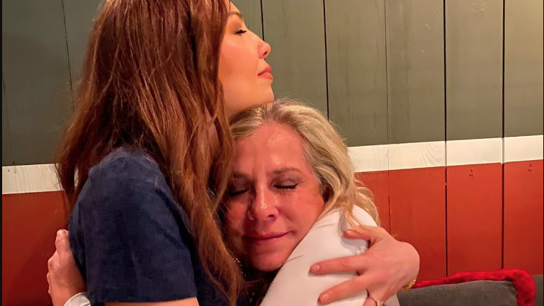 Thalía y Ernestina Sodi.