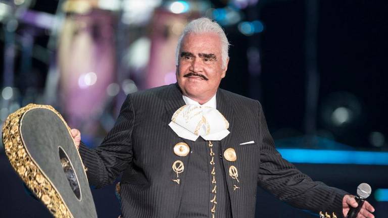 Vicente Fernández.