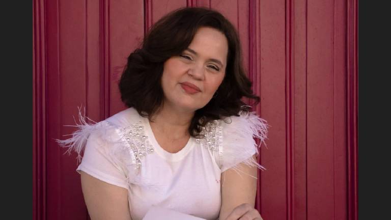 Georgina lleva su amor por Sinaloa a través de sus cuentos