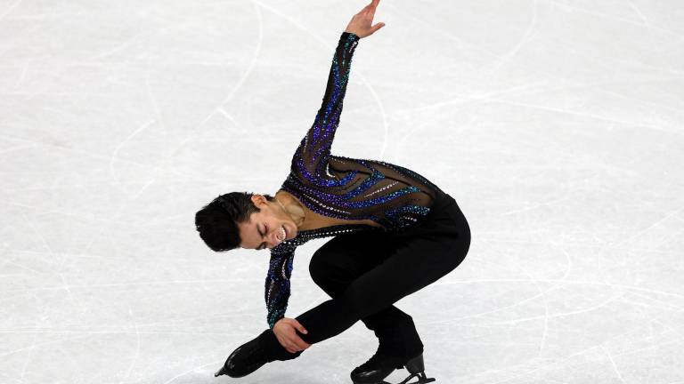 El mexicano se mete entre los mejores del mundo en Praga y peleará en el programa libre tras terminar en el lugar 14.