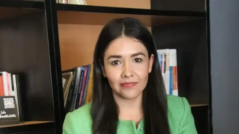 Marlene León insistió en que el Gobierno estatal debe explicar las razones detrás de la contratación de los créditos.