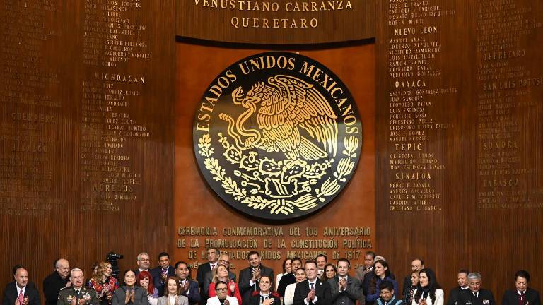 La Presidenta de México Claudia Sheinbaum Pardo en la ceremonia oficial de la conmemoración de la promulgación de la Constitución de 1917.