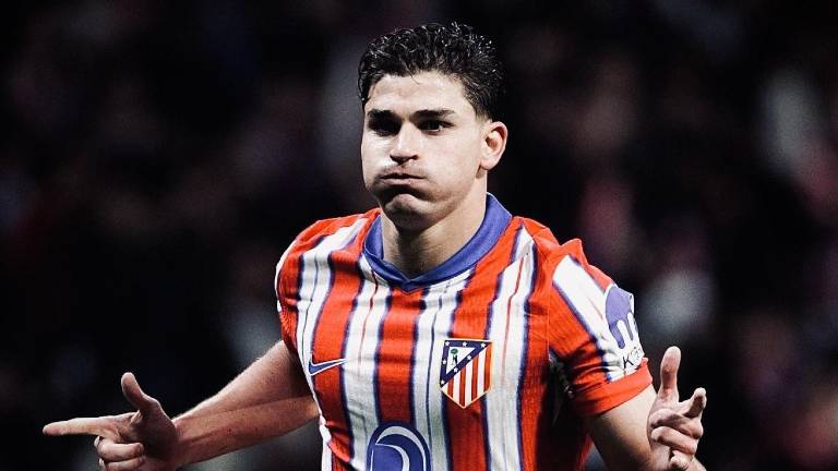 Julián Álvarez emergió como la figura en el triunfo por remontada del Atlético en Vallecas.