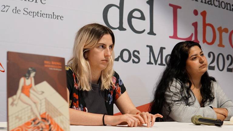 Sofía Morfín participa en la Feria Internacional del Libro de Los Mochis.