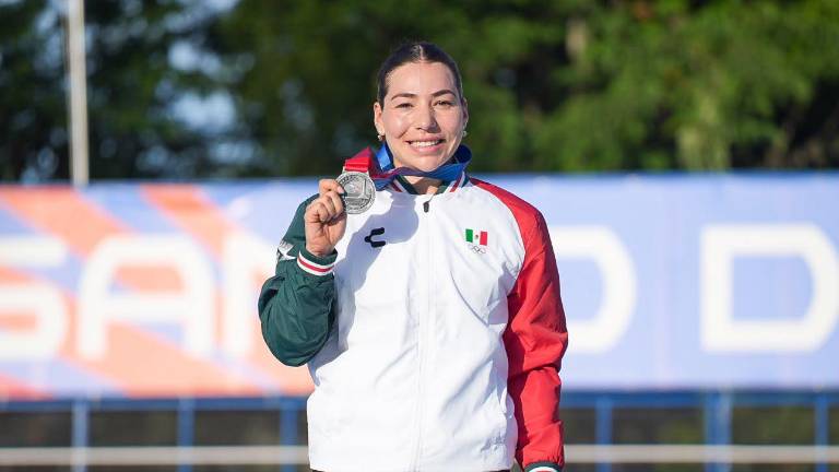 Luz Daniela Gaxiola es subcampeona en sprint individual.