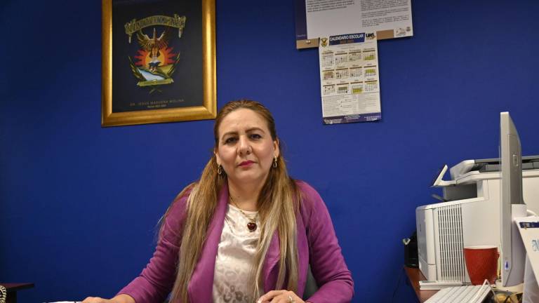 María de los Ángeles García Murillo, directora de la Facultad de Historia de la UAS.