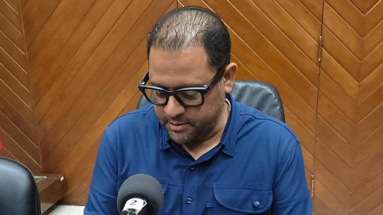 Moisés Ríos Pérez, Secretario del Ayuntamiento de Mazatlán.