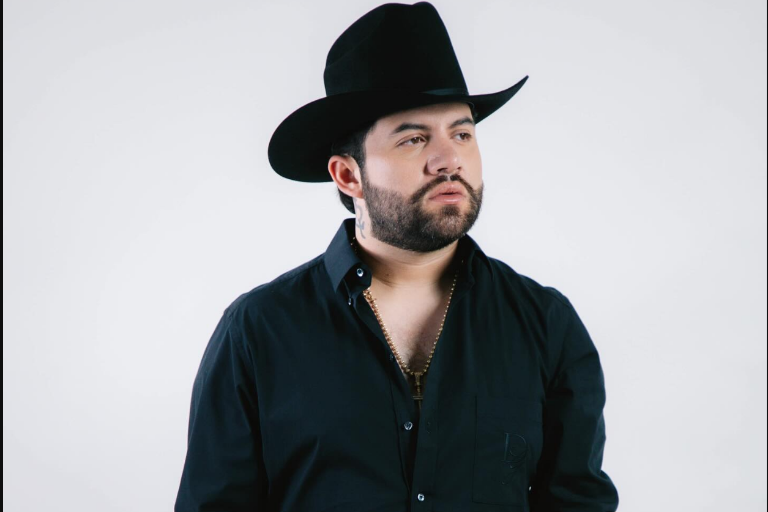 Tras la trifulca pasada, regresará Luis R. Conriquez al Palenque de Texcoco