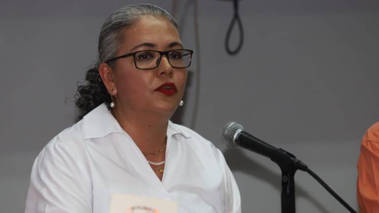 Graciela Domínguez Nava, titular de la SEPyC, dijo que confía en el criterio de los directores de cada escuela para ir cerrando las clases.