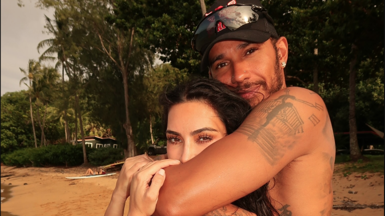 Kim Kardashian y Lewis Hamilton.