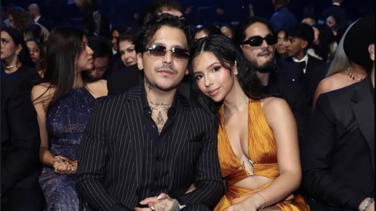 Christian Nodal y Ángela Aguilar.