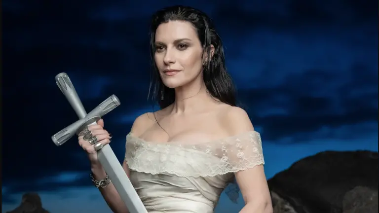 Laura Pausini.