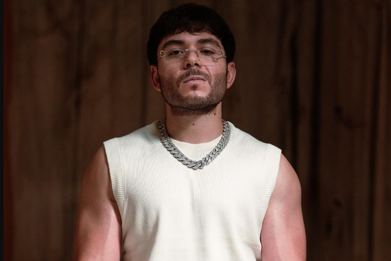 Expulsan a Tito Double P de Estados Unidos, tras perder su visa de trabajo