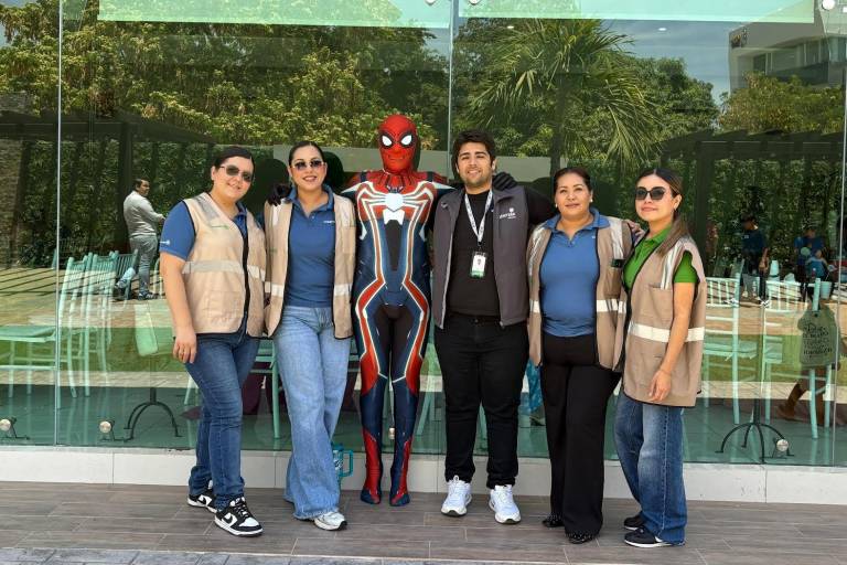 Realiza GANAC una gran fiesta para niños de la institución y sus mamás