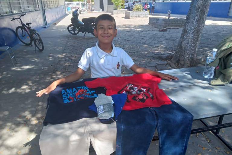 Cumplen el sueño del pequeño Jesús Malverde de vestir del ‘Hombre Araña’ el Día del Niño