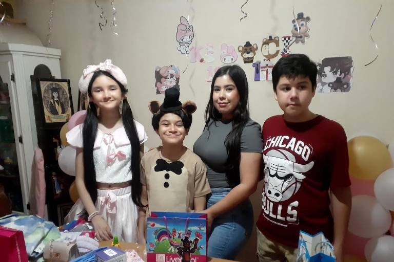 Celebran Kiara Ivanna y Carlos Iván su doceavo cumpleaños